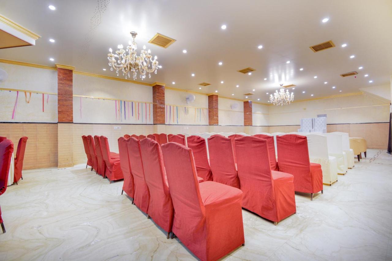 Oyo 46616 Hotel Abhinandan Jind Luaran gambar